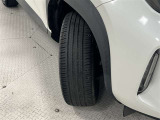 タイヤサイズは215/50R18!残り溝は5ミリ程度です!