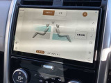 【4ゾーンクライメートコントロール】前席と後席を各2つ、計4つのゾーンに分けてクライメートコントロールを設定することができます。後席のクライメートコントロールはリアコンソールから操作可能です。