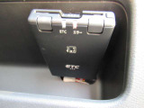 音声案内タイプETC装備☆最近はETC搭載車専用の高速道路出入り口も増えてきました。ETCがあれば、キャッシュレスで料金所をノンストップで通過できます。