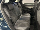お車のドレスアップや快適・安全なドライブのため、各メーカーのディーラーオプション、ナビゲーション、カーフィルム・ドライブレコーダーなどの取り付け承ります。お気軽に申しつけください。
