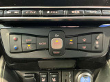 オートエアコン付きなので、温度を設定するだけで車内を快適にしてくれます!