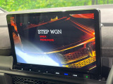 【大画面ナビ】人気の大型11.4インチナビを装備。存在感のある大画面はインパクト大!ナビ利用時のマップ表示は見やすく、テレビやDVDは臨場感がアップ!いつものドライブがグッと楽しくなります♪