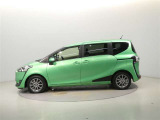 両側パワースライドドア付きだから、狭い駐車スペースなどでの 乗り降りラクラク!小さなお子さまのいるご家庭には嬉しい装備。