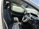 見通しのよいすっきりとした視界で、誰でも運転しやすいです。運転のしやすさは疲れにくさにも繋がります。