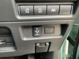 【両側電動スライドドア】便利な両側電動スライドドアです。インテリジェントキーや運転席のスイッチでドアの開閉が出来るので、とても便利な装備です♪