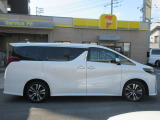 お問合せは専用無料ダイヤルからお気軽にお電話下さい。お車のこと、お店のことなど何でもお気軽に担当:北(キタ)までお尋ね下さい♪