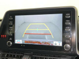 バックモニター付なので後退時に後方が見えるので安心。 車は構造上、死角がたくさんなので万が一を考えると必須ですね。 あくまで補助の為の装備、バックは目視で確認する事が重要ですよ。