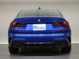 BMWのお車は、走行の安定性とコーナリングの良さを追求し、思い通りにハンドルの操作可能です。試乗車もご用意しておりますので、ぜひ&ldquo;駆け抜ける歓びをご体感ください!