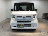 スッキリとしたフロントフェイス! 人気の車です。