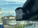 ドライブレコーダ搭載してます。万が一の時に活躍してくれます。