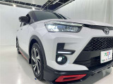 フォグランプ装着車です。暗い夜道の車両前方を明るく照らします