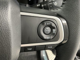 【アダプティブクルーズコントロール】長距離の運転が快適に♪設定した車速を上限に前方の車両との距離をキープ!ハンドルのスイッチで操作できるため、アクセルやブレーキでの疲れを軽減します☆