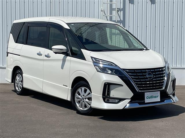 セレナ 2.0 ハイウェイスターV 4WD 4WD 修復歴無し