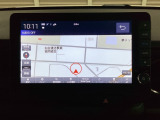 ナビゲーションはフルセグTV、インターナビ対応のGathers純正メモリーナビを搭載しています。Bluetoothオーディオ機能がありますので、スマートフォンなどの音楽も再生できます。
