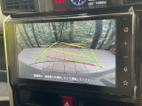 【バックカメラ】駐車時に後方がリアルタイム映像で確認できます。大型商業施設や立体駐車場での駐車時や、夜間のバック時に大活躍!