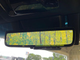 【デジタルインナーミラー】後席の大きな荷物や同乗者で後方が確認しづらい時でも安心!カメラが撮影した車両後方の映像をルームミラー内に表示。クリアな視界で状況の確認が可能です!