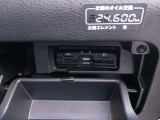 ETC付き!高速道路料金所で面倒な料金支払いや、小銭の出し入れをする必要もなくスムーズに通過でき、ノンストップで快適です。