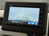 ◆バックカメラ◆リバースにするだけで映ります、後方の安全確認や、狭い駐車場での車庫入れ、雨の日や夜間など視界の悪い時に便利です!安全にバックする為には欠かせない装備です。