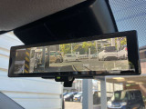 大好評「インテリジェントルームミラー」!車両後方のカメラ映像がミラーに映るので、乗員や荷物が多くても安心♪夜間や悪天候の日でもクリアな映像で視界良好です◎
