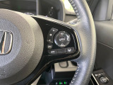 【アダプティブクルーズコントロール】高速道路での長距離走行が楽に!!自動で速度を保つクルーズコントロールが、衝突軽減システムと連携し、前方の車両を感知して車間を保つように速度調節してくれます!!