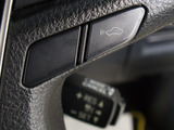 衝突回避支援型プリクラッシュセーフティシステム 前方に出現した障害物に対し警報を発し、ドライバーに警告。同時にブレーキアシストにより衝突回避と速度を軽減します。