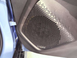 デンマークの名門オーディオブランド Dynaudio のスピーカーを搭載。上質で臨場感のあるサウンドが、車内空間をより快適に演出します。