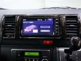ナビ連動ETC車載器付きです。高速道路の料金所もスムーズに通過できます。