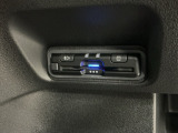 いまや快適なカーライフに欠かせないETCが付いています。