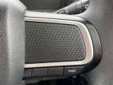 ステアリングスイッチ(右)