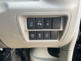 運転席回りのスイッチ類です。