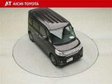 両側パワースライドドア付きだから、狭い駐車スペースなどでの乗り降りラクラク♪小さなお子さまのいるご家庭には嬉しい装備です。