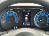 メーター内で様々な車の設定やデータの確認もできちゃいます!