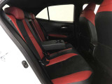 ゆとりある広々とした車内空間は、ドライブを始め買い物やレジャーなど、幅広く活躍します。一人でもみんなとでもお出かけを楽しみましょう!