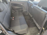 専属スタッフが、お車の内装、外装の仕上げを行っております。納車前にもう一度チェックを行いまして納車をさせていただいております。