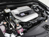 M20A-FXS型 2.0L 直4 DOHCエンジンと3NM型 交流同期電動機のハイブリッドシステム搭載、FF駆動です。