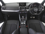 新型の車種から、お求めやすいモデルまで幅広く取り扱っております。