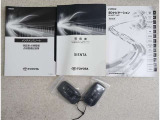 キーを取り出さずにドアを施錠&解錠。クルマの始動も可能です。