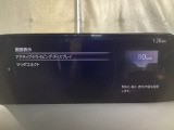 フロントガラス投影タイプのヘッドアップディスプレイを採用しています。現車速やナビルート案内、走行車線表示、前方車表示、交通標識表示など情報も多彩です。