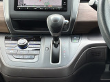 シンプルで使いやすいシフトノブ