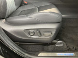 内部はこちらです。快適さと使い勝手を追求した車内空間で、安全な旅をお楽しみくださいませ。