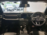 ラングラー アンリミテッド サハラ 4WD 