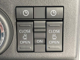 【両側パワースライドドア】スマートキーや運転席のスイッチで後席両側スライドドアの開閉が可能♪電動だから力を入れてドアを開ける必要が無く、小さなお子様でも簡単に開け閉めでき快適です♪