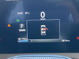 視認性の良いシンプルなメーターです。運転しやすく、取り回しの良いコンパクトカーはいかがですか?