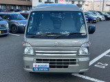 同一車両に複数のお客様から同時にご検討・ご来店が重なる場合がございます。その際は大変恐縮ですがご来店時刻の早いお客様(先着順)を優先してご案内・ご契約とさせていただきますのであらかじめご了承ください。