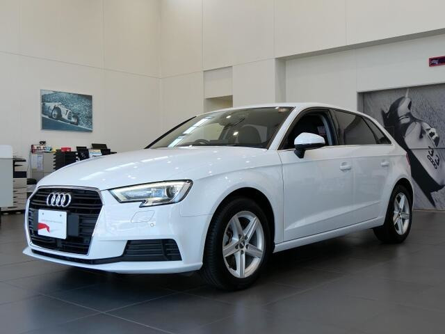 A3スポーツバック 30 TFSI