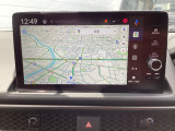 ナビゲーションは純正9インチコネクトナビを装着しております。Googleアシスタントを搭載。よりパーソナライズされたドライブ体験を。