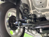 お車を安心してお乗りいただく為には、足回りの定期点検が欠かせません。サービスサポート(有償保証)では無料点検もご提供しており、安心のカーライフをお過ごしいただけるサポート体制が整っています。