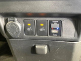 【シートヒーター】寒い日に重宝するシートヒーター!エアコンより早く温まってくれるので寒がりの人も安心ですね♪エアコンの温風は乾燥するから苦手、という方にもをおすすめです。