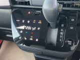【オートエアコン】 設定温度は一定のまま、1年中、車内は快適空間♪快適温度♪