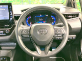 【純正革巻きステアリング】上質な革を使用することで、手にしっかり馴染みとても運転しやすいハンドルです♪